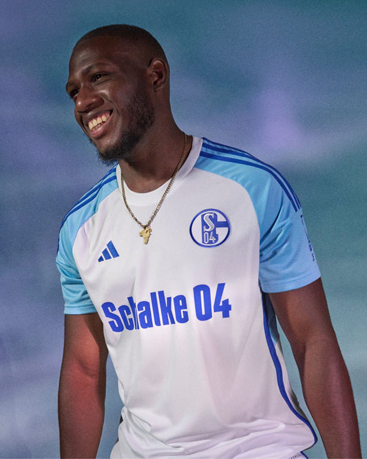 Schalke dévoile son maillot extérieur audacieux pour la saison 2023/2024