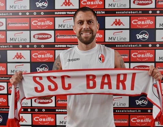 OFFICIEL ! Jérémy Ménez (36 ans) signe à Bari : Un Nouveau Chapitre dans la Carrière du Talentueux Joueur Français