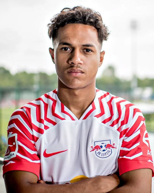 Fabio Carvalho rejoint le RB Leipzig en prêt, une opportunité de développement pour le jeune talent de Liverpool.