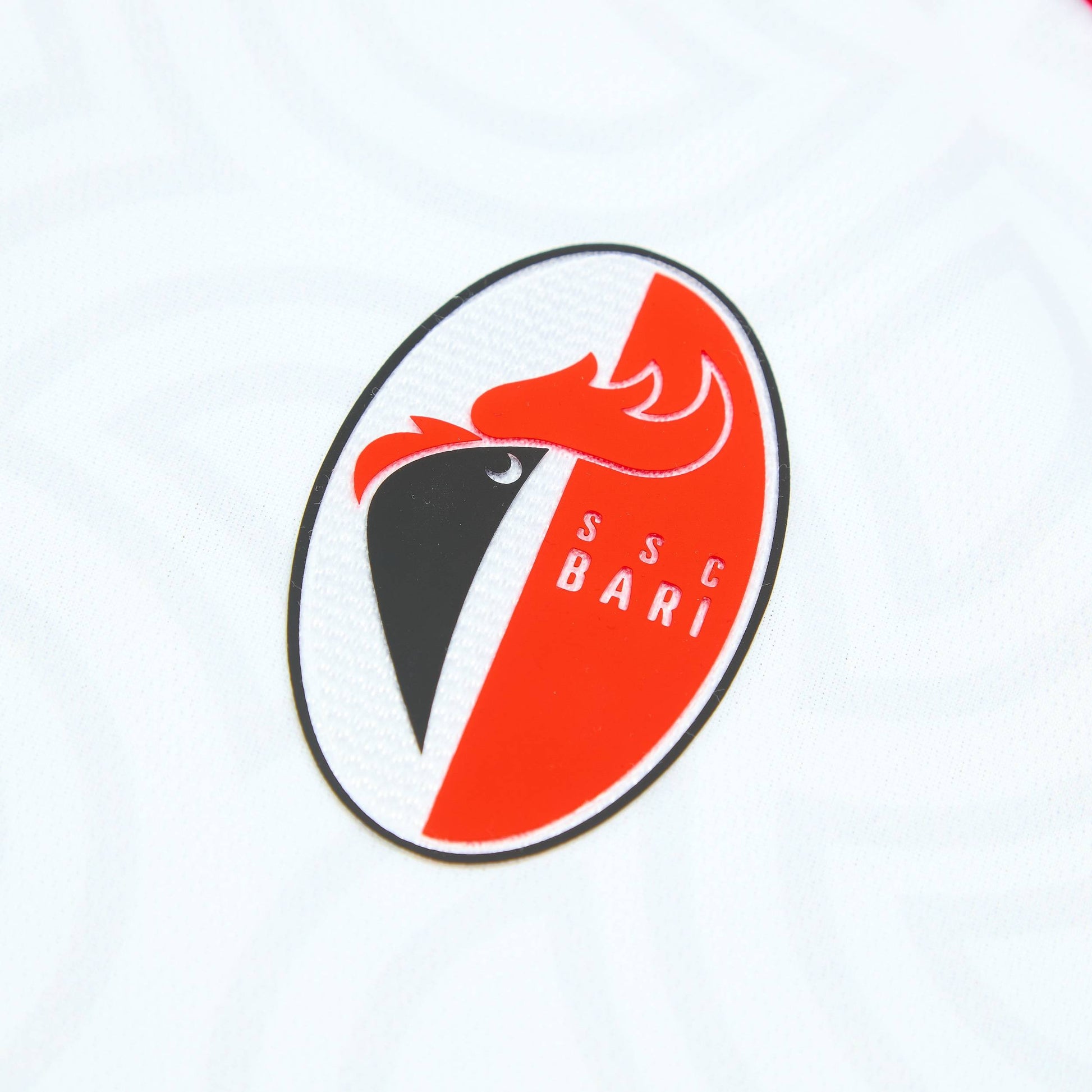 Maillot domicile Bari 2024-25