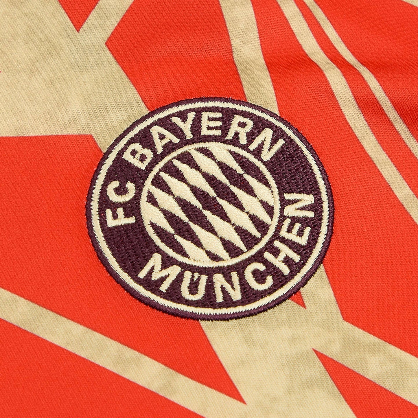 Maillot d'avant match adidas Bayern Munich 2024-25 RR STORE ONLINE