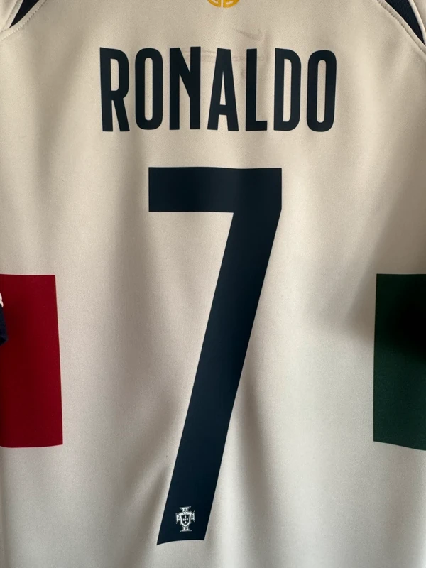 Maillot extérieur Portugal 2022-23 Ronaldo #7 (M)