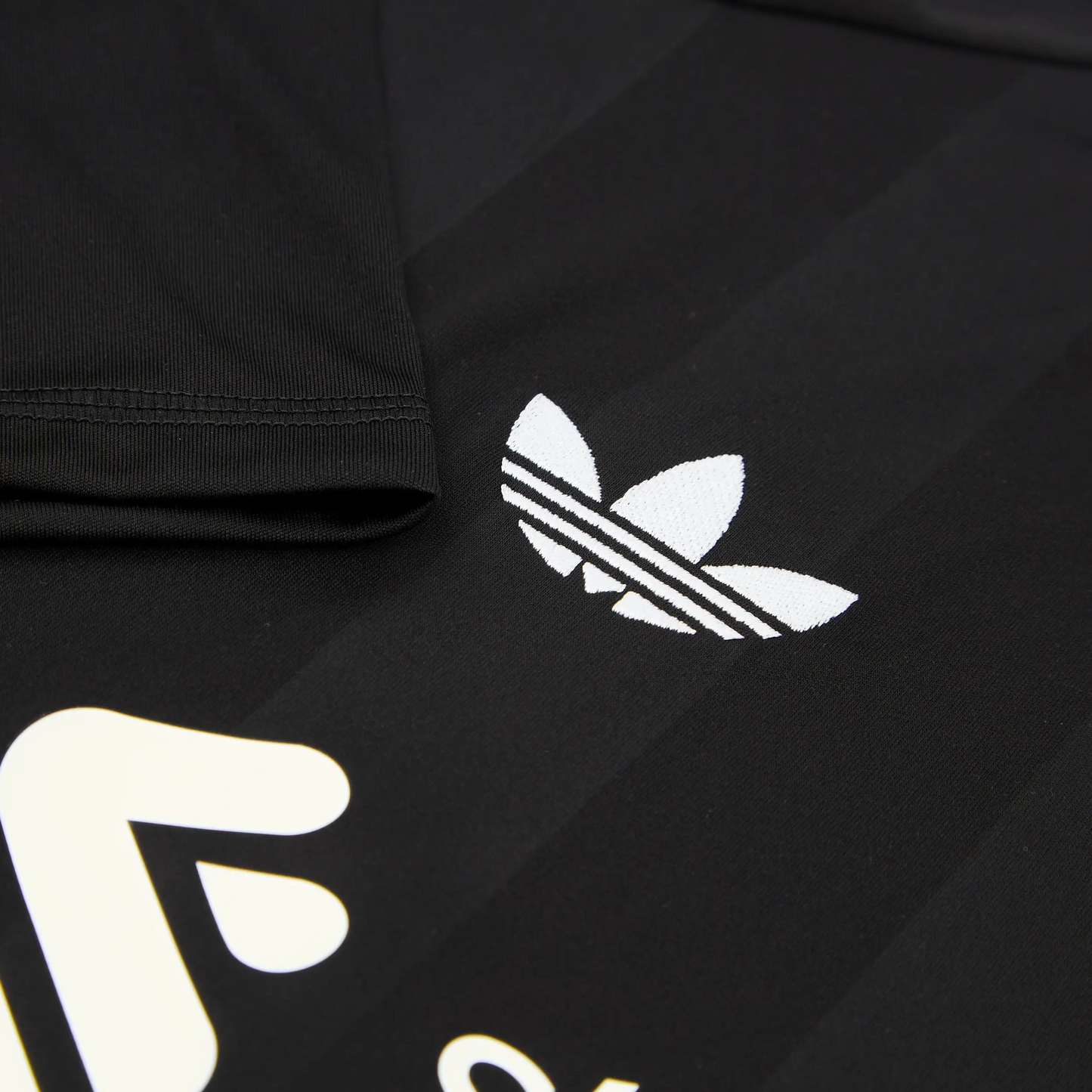 Maillot troisième gardien de but Liverpool 2025-26 A. Becker #1